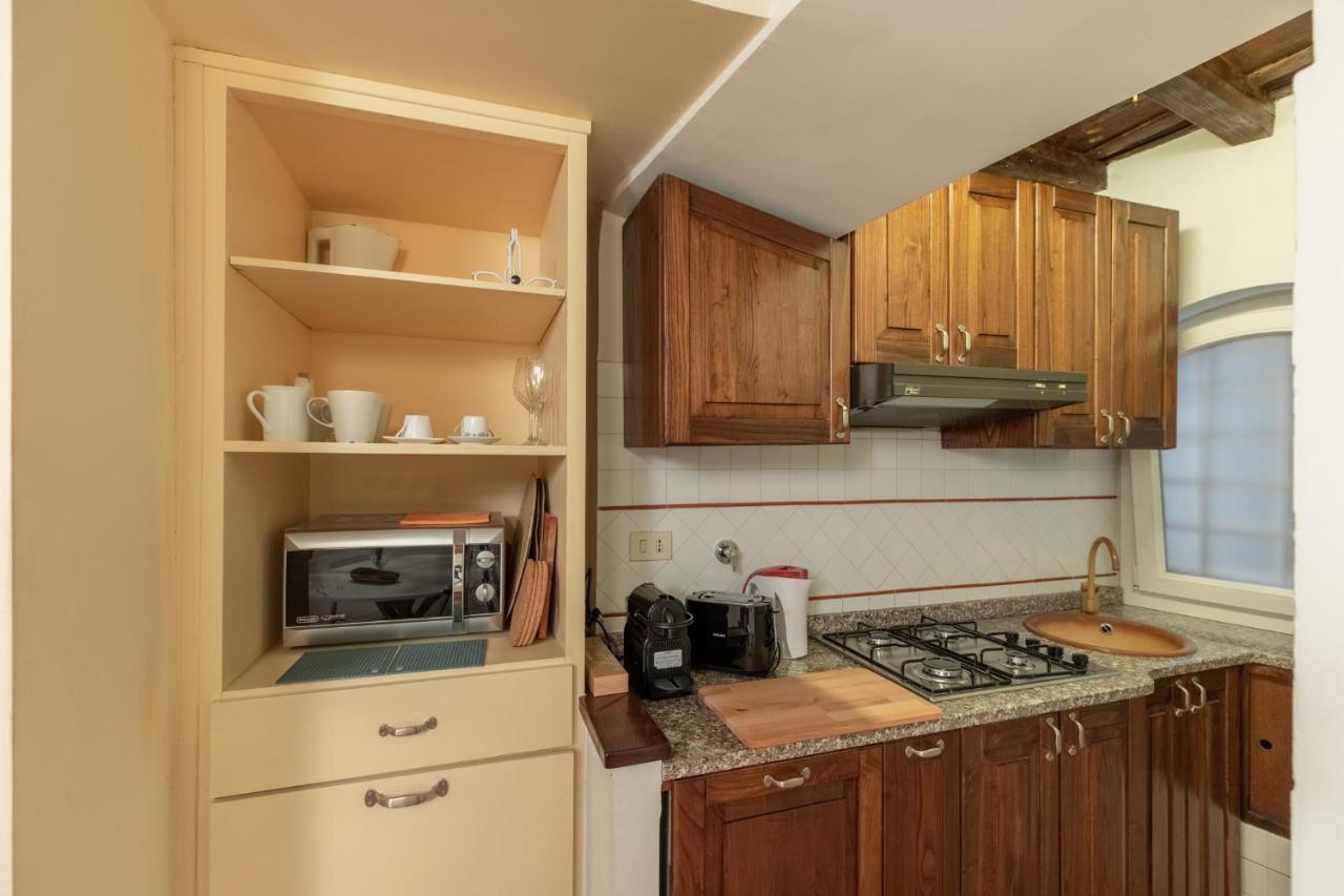Iflat Comfy Apartament In Campo De' Fiori Rome Exterior photo